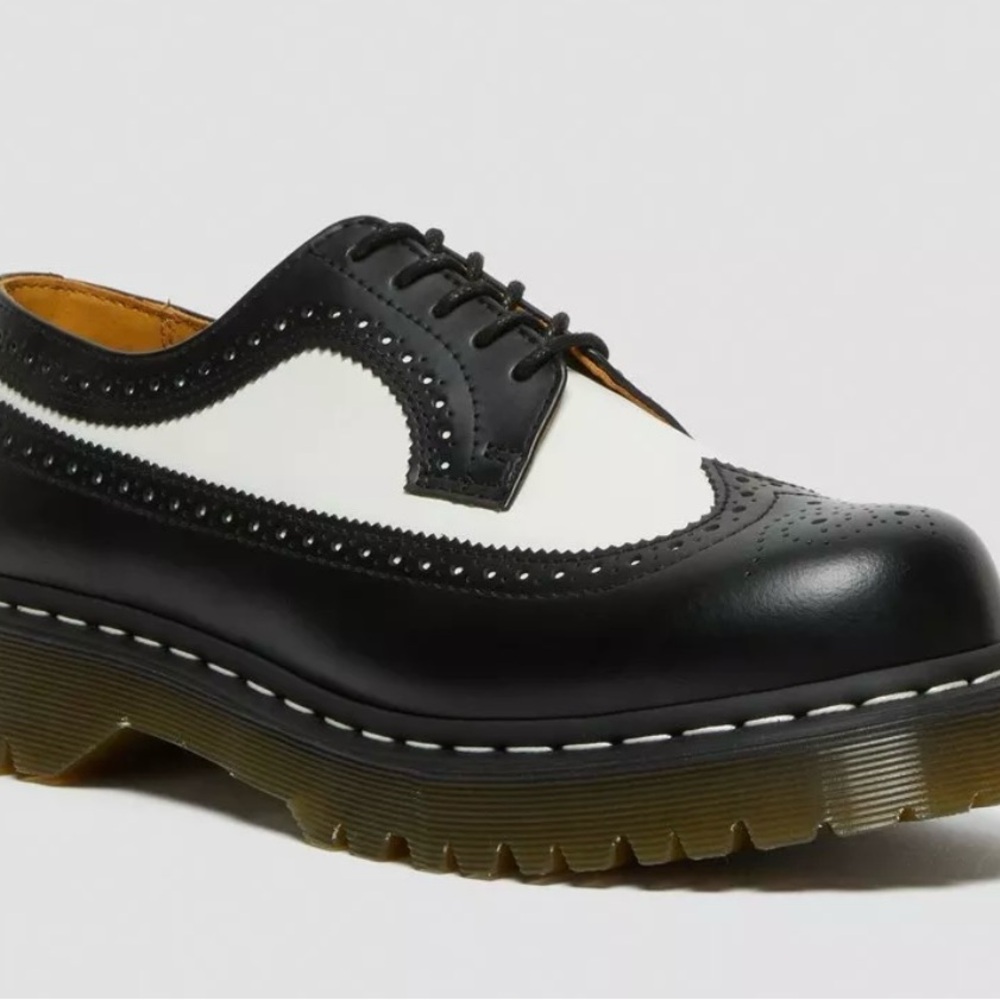 NEW: 3989 BEX SMOOTH LEATHER BROGUE SHOES Unisex